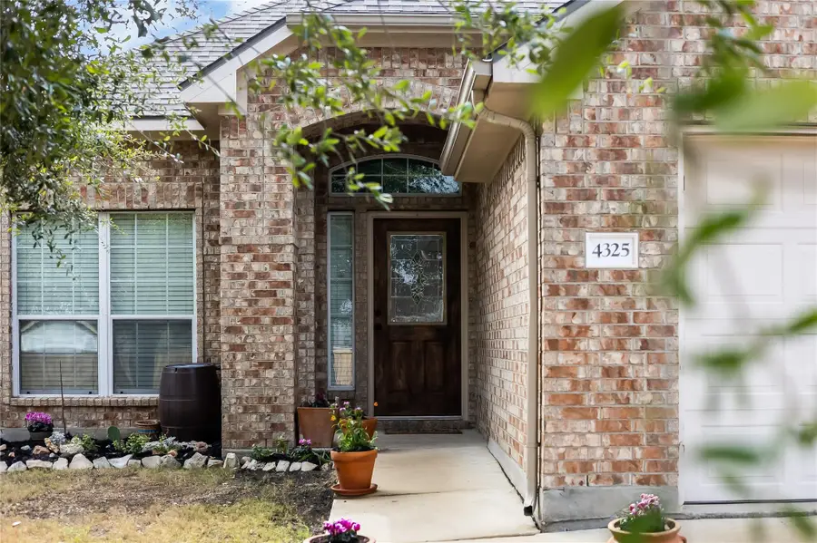 4325 Rolling Water Dr, Pflugerville, TX 78660 - Image #2