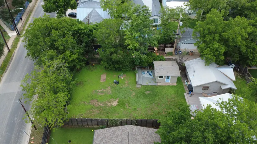 1916 W 37th St, Austin, TX 78731 - #3