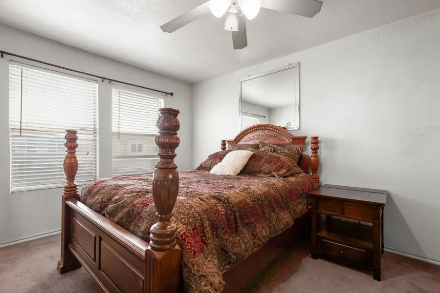 643 Northlake Dr, New Braunfels, TX 78130 - #2