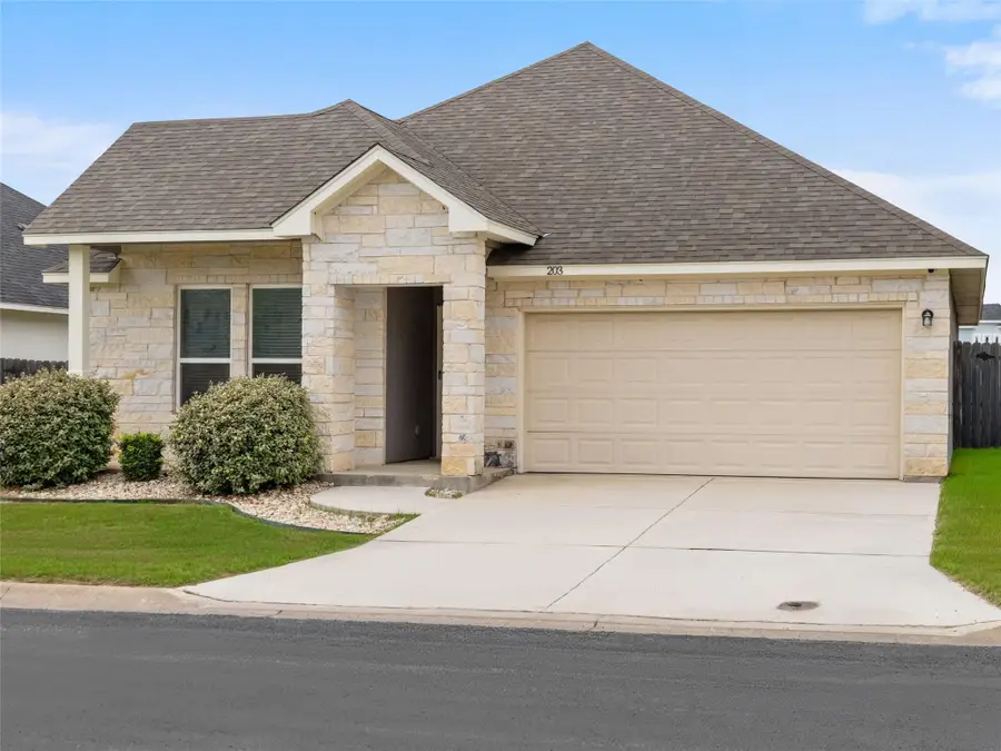 203 Winston Dr, Fredericksburg, TX 78624 - #3