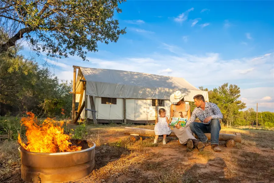 000 Oil Field Rd, Lockhart, TX 78644 - #2