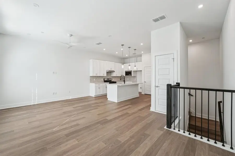 200 W 56th St #8104, Austin, TX 78751 - #2