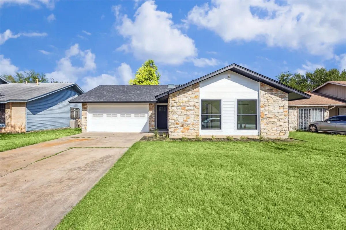 6411 Sandshof Dr, Austin, TX 78724 - #1