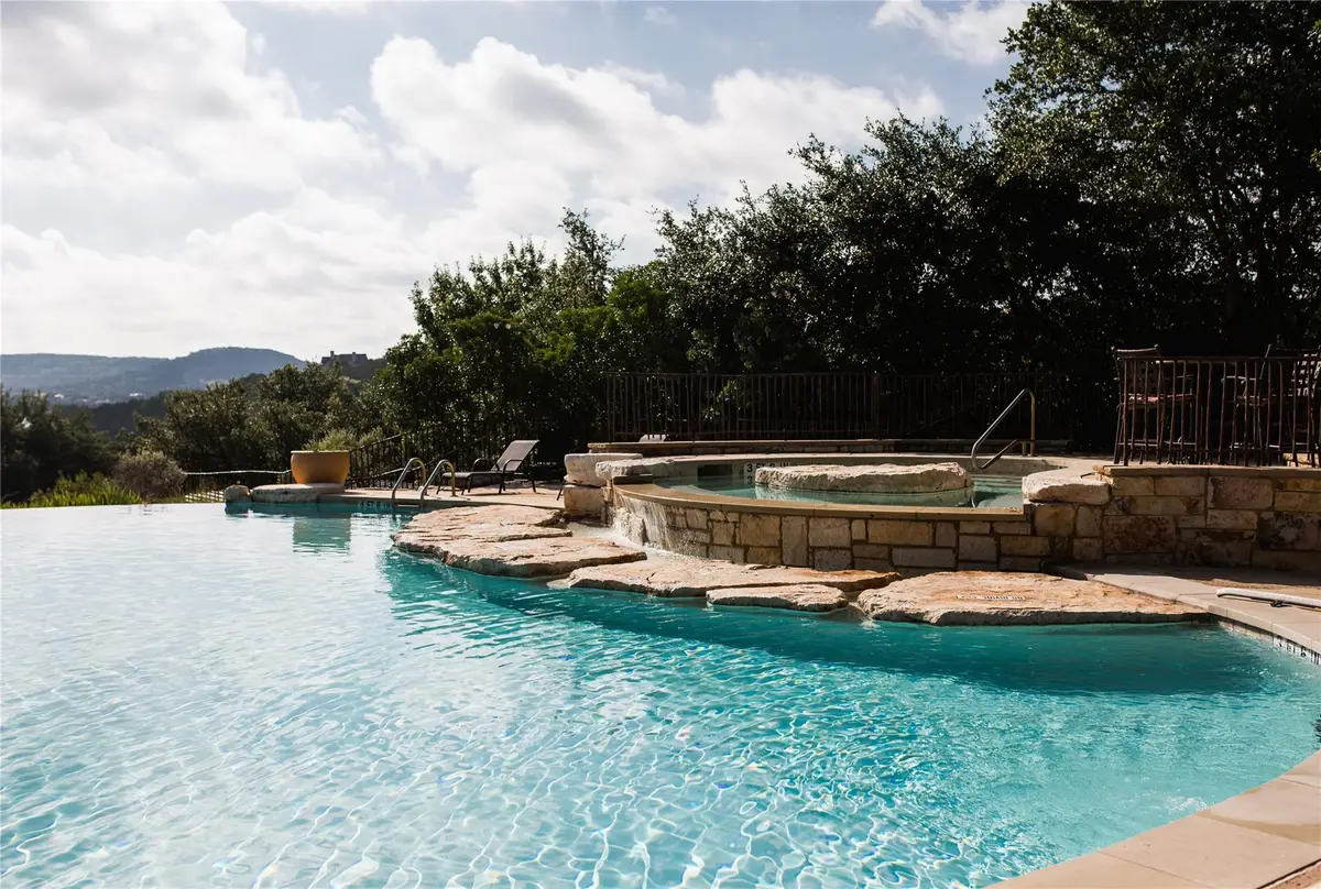 7212 Sunswept Dr, Jonestown, TX 78645 - Image #1