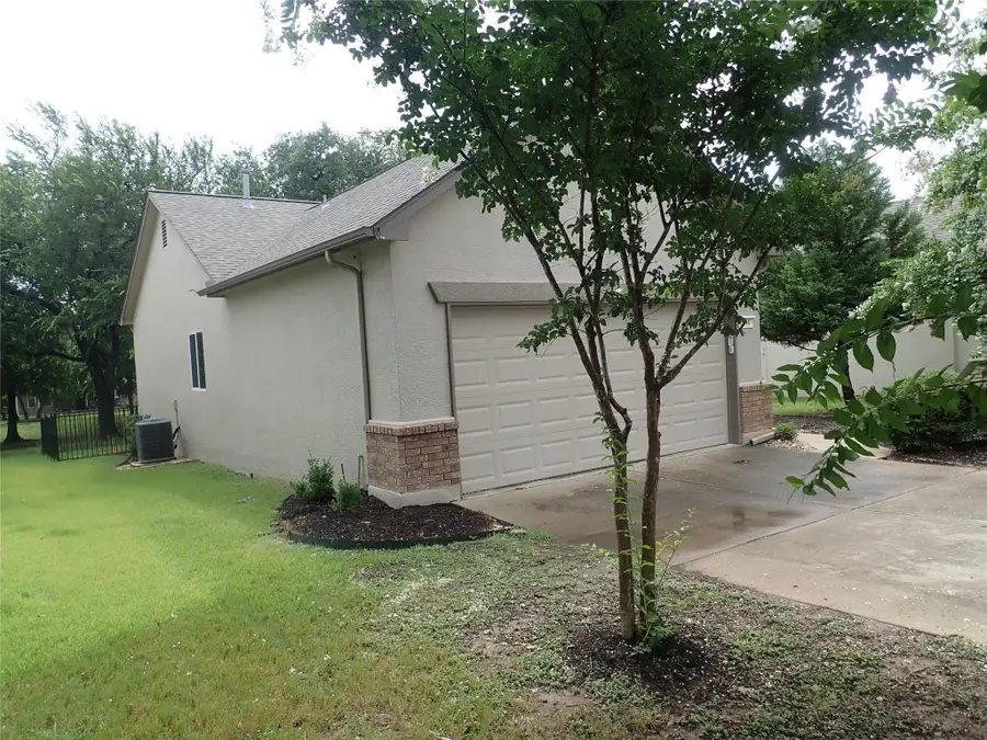 114 Plover Pass, Georgetown, TX 78633 - #2