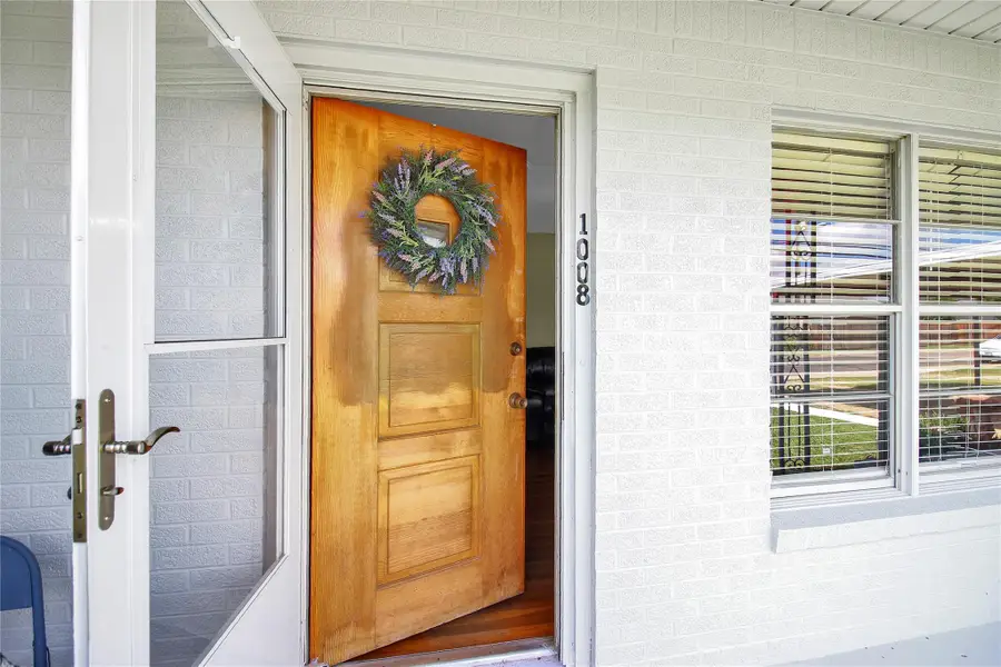 1008 W Avenue D Ave, Belton, TX 76513 - #3