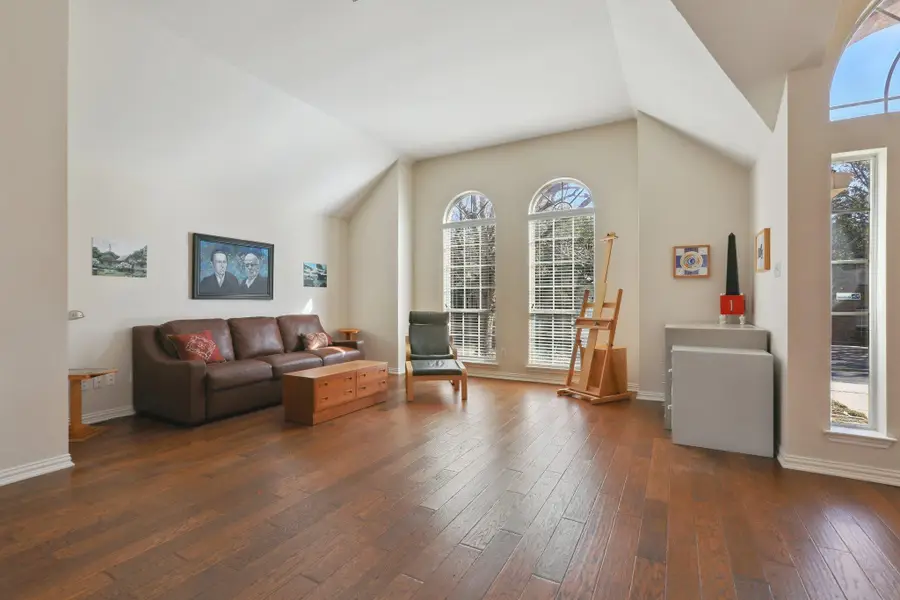 6108 John Chisum Ln, Austin, TX 78749 - Image #3