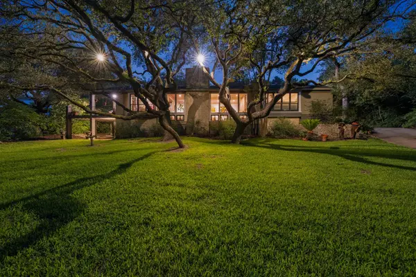 18 Sundown Pkwy, Austin, TX 78746