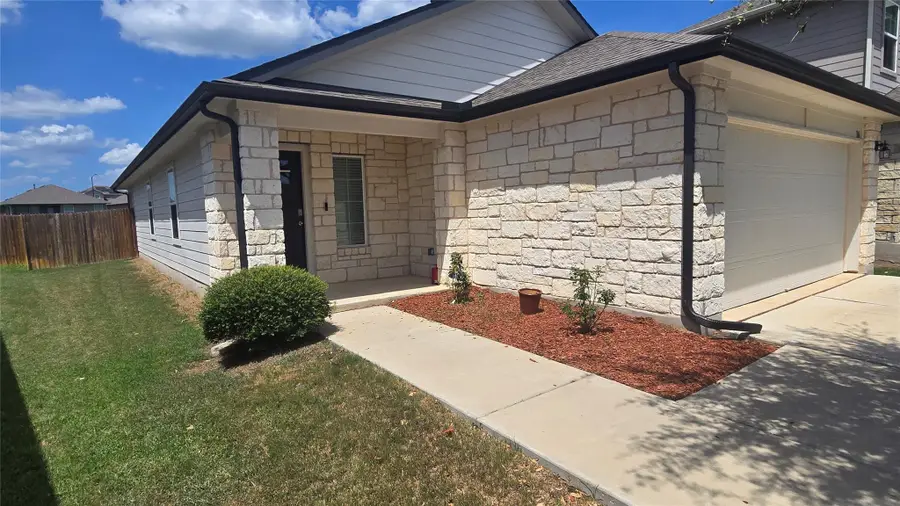 706 Roaring Fork Ln, Bastrop, TX 78602 - #2
