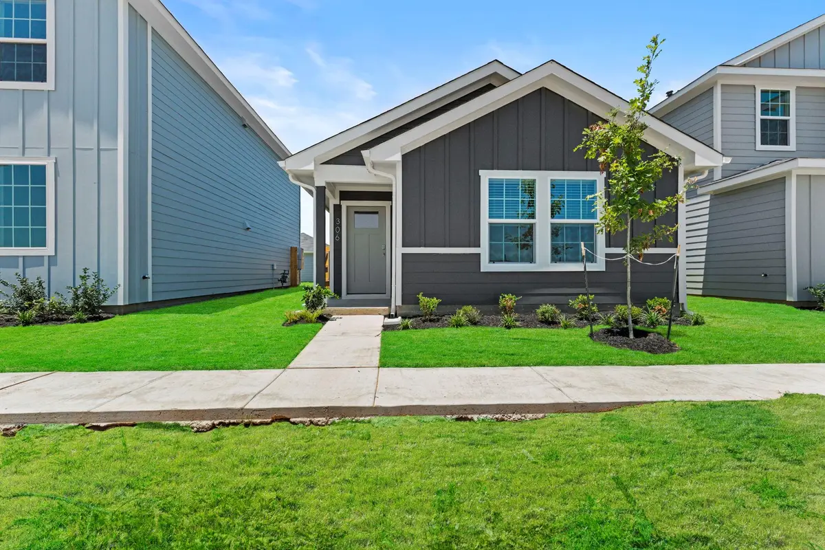 306 Nizao Ln, Bastrop, TX 78602 - #1