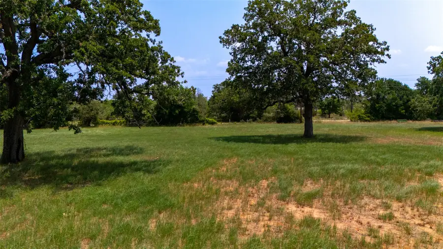 000 Cattlemens Row Rd, Lockhart, TX 78644 - #2