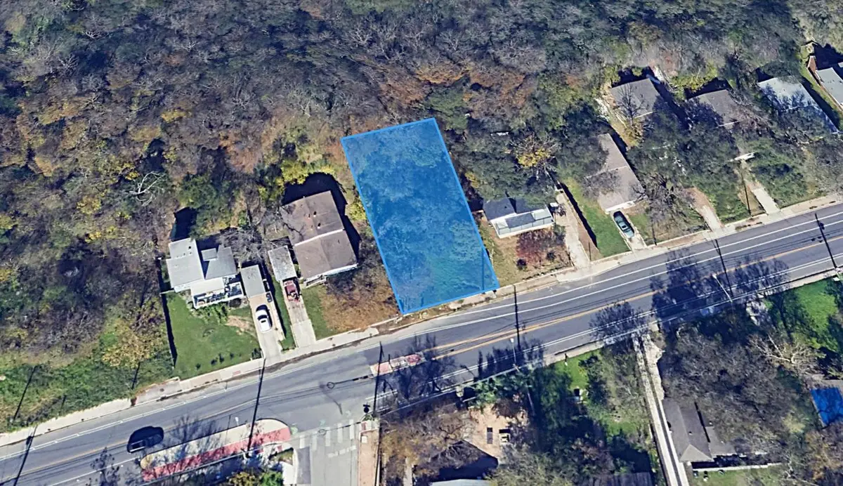 3600 Oak Springs Dr, Austin, TX 78721 - Image #1