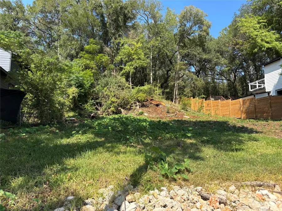 3600 Oak Springs Dr, Austin, TX 78721 - Image #2