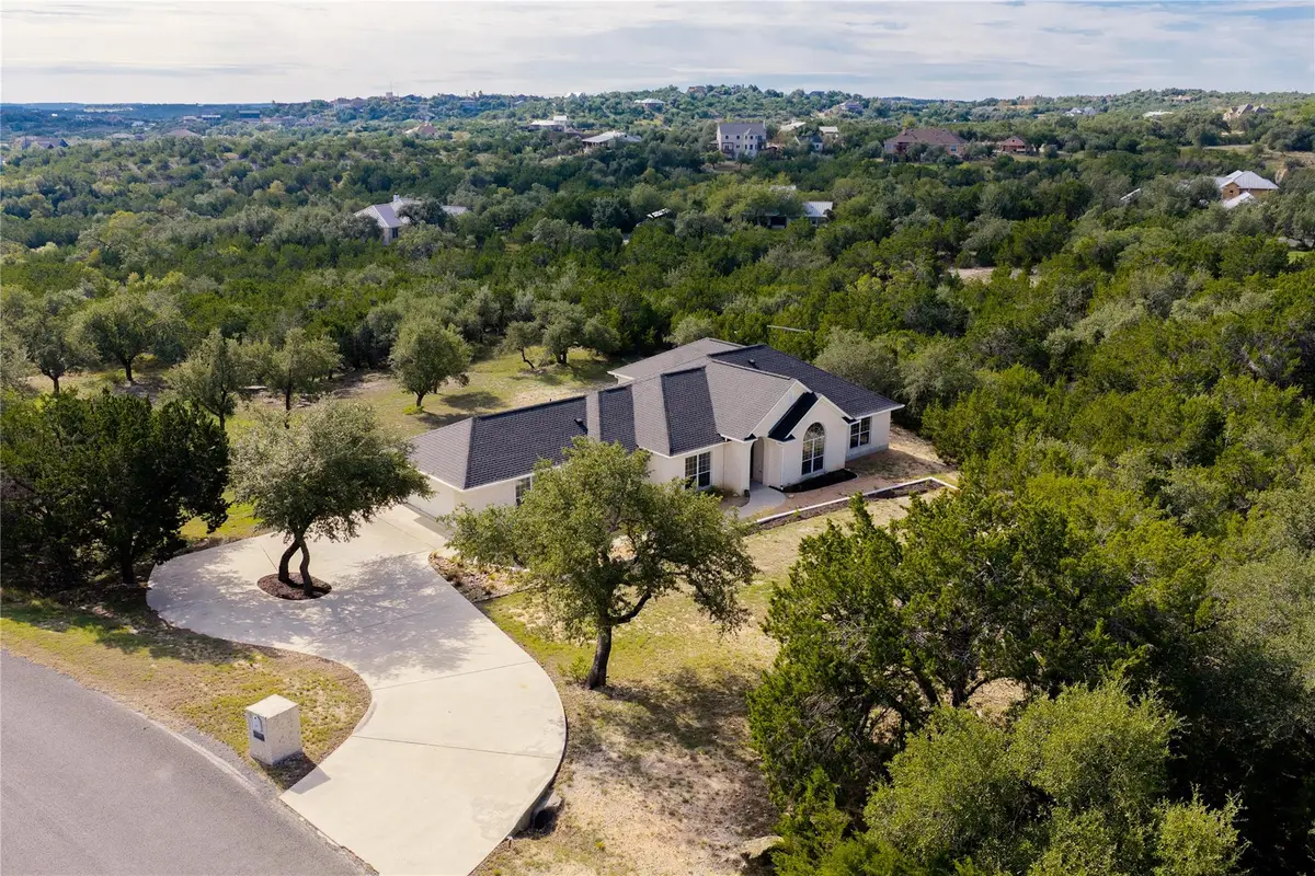 18129 Compass Cir, Dripping Springs, TX 78620 - #1
