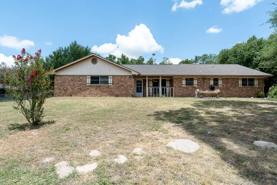 531 Sierra Dr, Rockdale, TX 76567 - #2