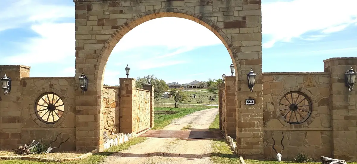 761 Allison Ln, San Marcos, TX 78666 - Image #1