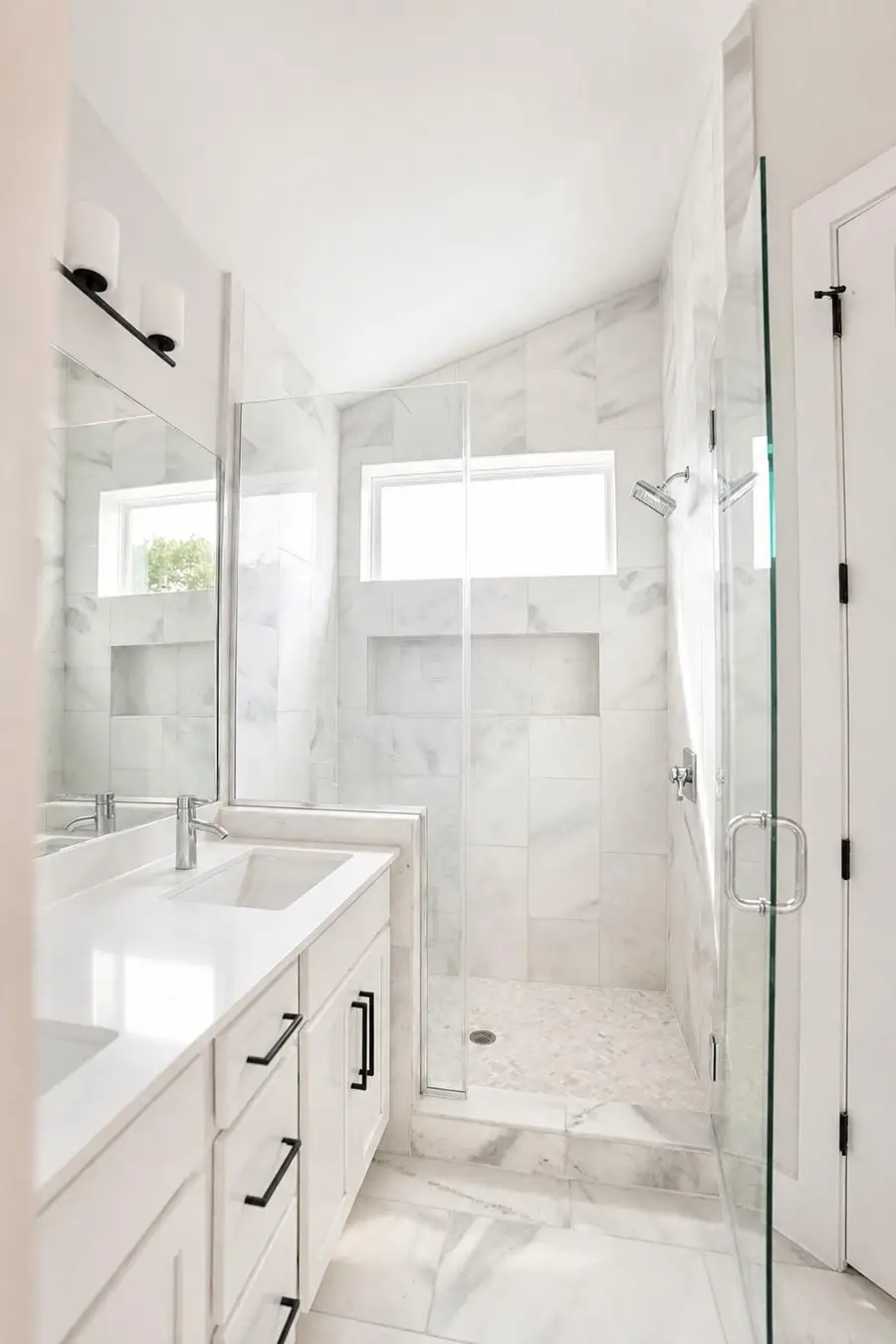 1123 Omega Ave #1, Austin, TX 78721 - #2