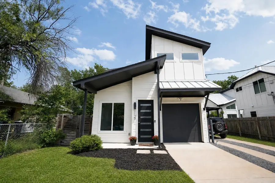 1123 Omega Ave #1, Austin, TX 78721 - #3