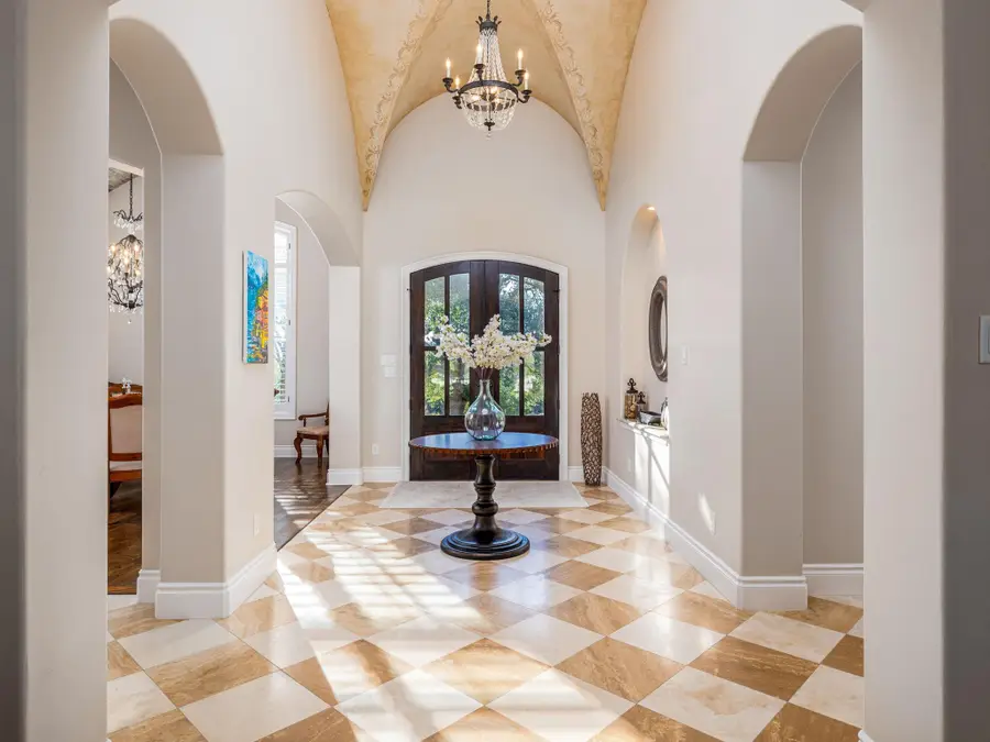 16019 Fontaine Ave, Austin, TX 78734 - Image #2