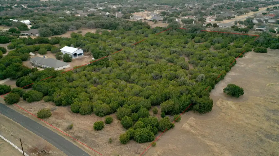 310 Sundance Trl, Liberty Hill, TX 78642 - Image #3