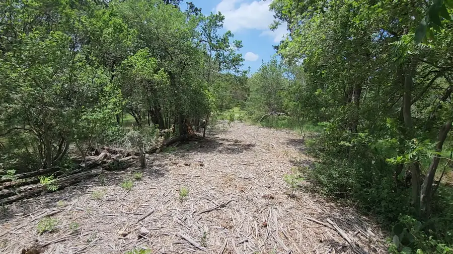 410 Owl Hollow Rd, San Marcos, TX 78666 - #2