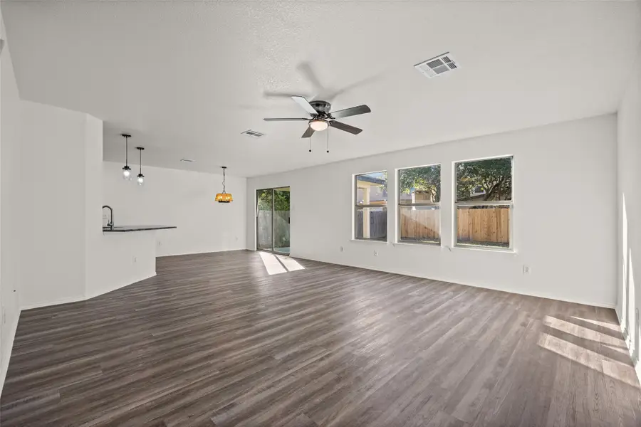 5512 War Admiral Dr, Del Valle, TX 78617 - #2