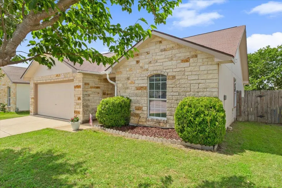 237 Moonstone Dr, Jarrell, TX 76537 - #3