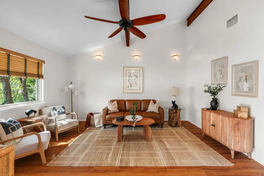 6812 Miranda Dr, Austin, TX 78752 - #2