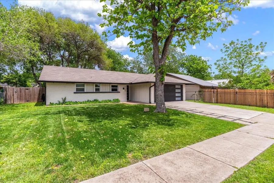 2108 Deadwood Dr, Austin, TX 78744 - #2