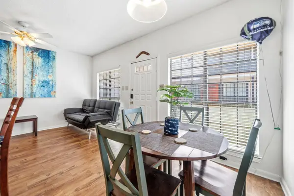 912 W 22nd St #309, Austin, TX 78705