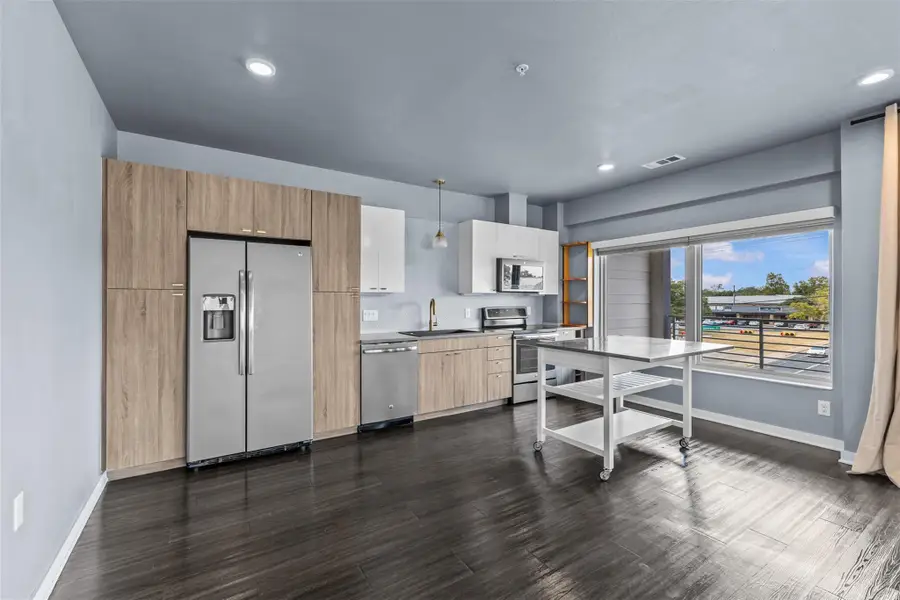 4361 S Congress Ave #301, Austin, TX 78745 - Image #3