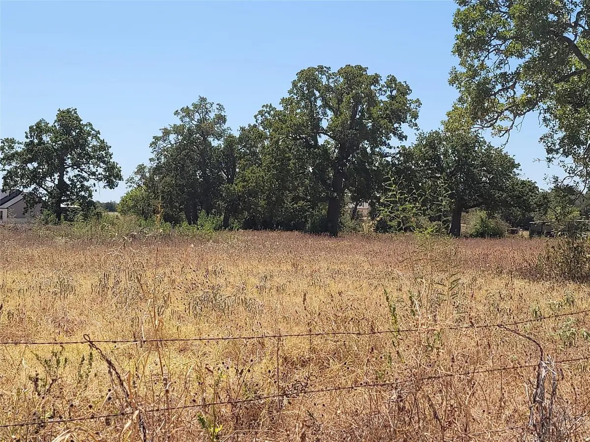 000 Brown Rd, McDade, TX 78650 - Image #1