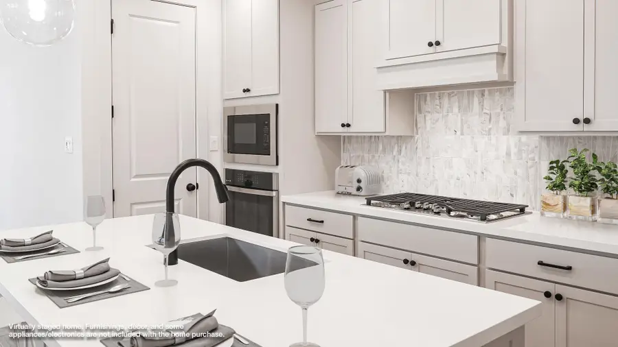 570 Bay Breeze Dr, Kyle, TX 78640 - #2