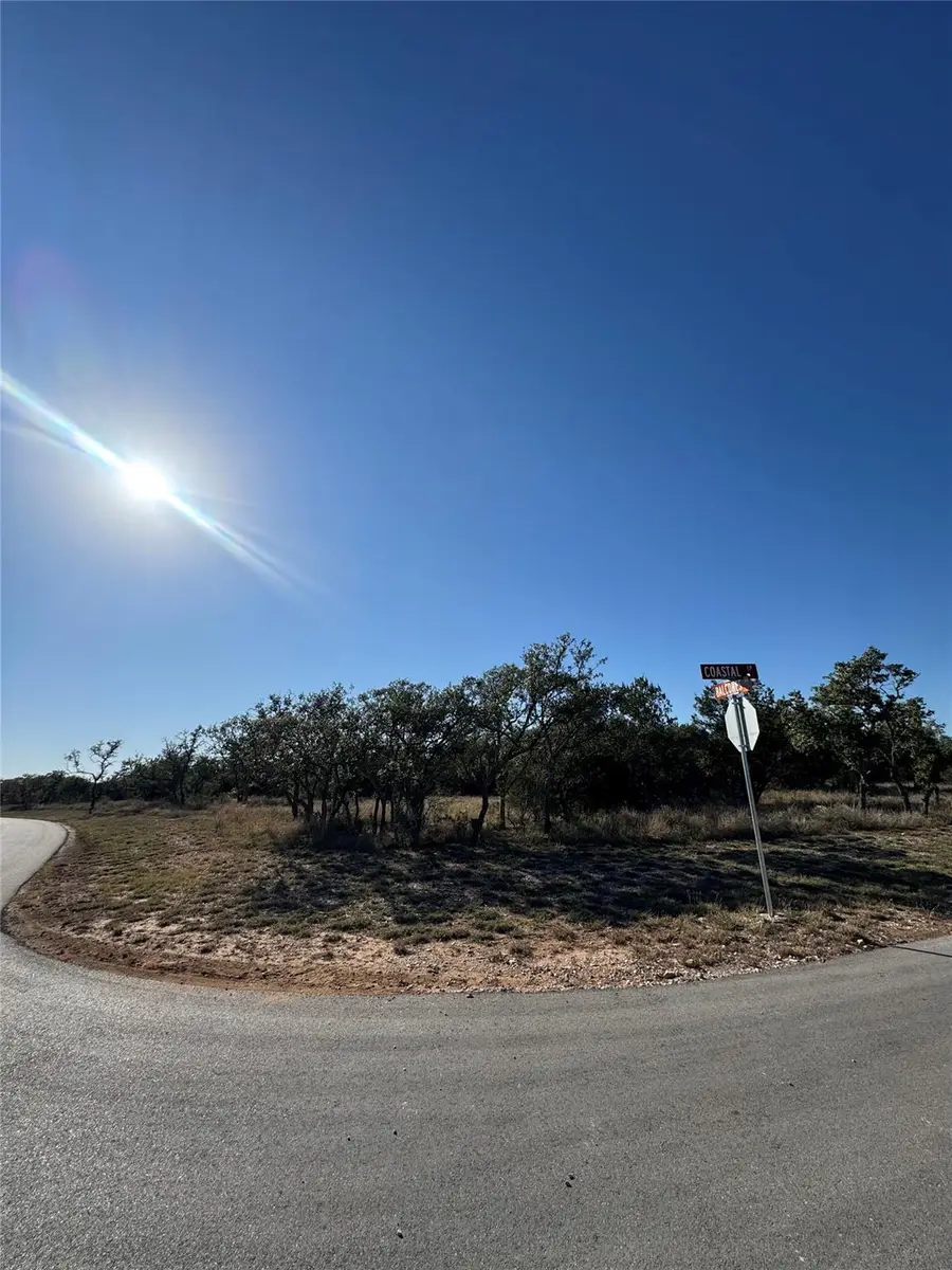 60 Coastal Loop, Johnson City, TX 78636 - Image #2