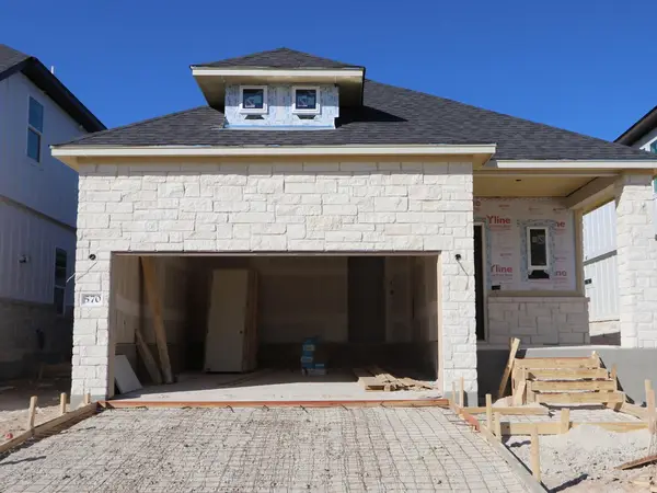 570 Darley Oak Dr, Dripping Springs, TX 78620