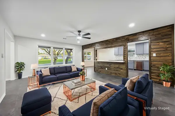 1305 W 1st St, Lampasas, TX 76550