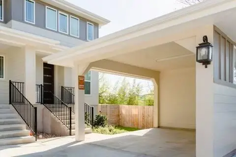 807 E 16th St #B, Austin, TX 78702 - Image #1