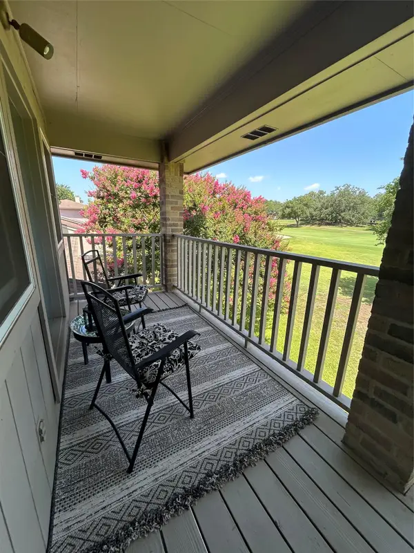 11121 Pinehurst Dr #D, Austin, TX 78747