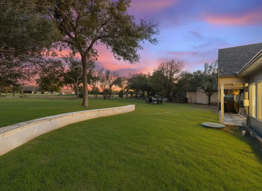 915 Biscayne St, Lakeway, TX 78734 - Image #2