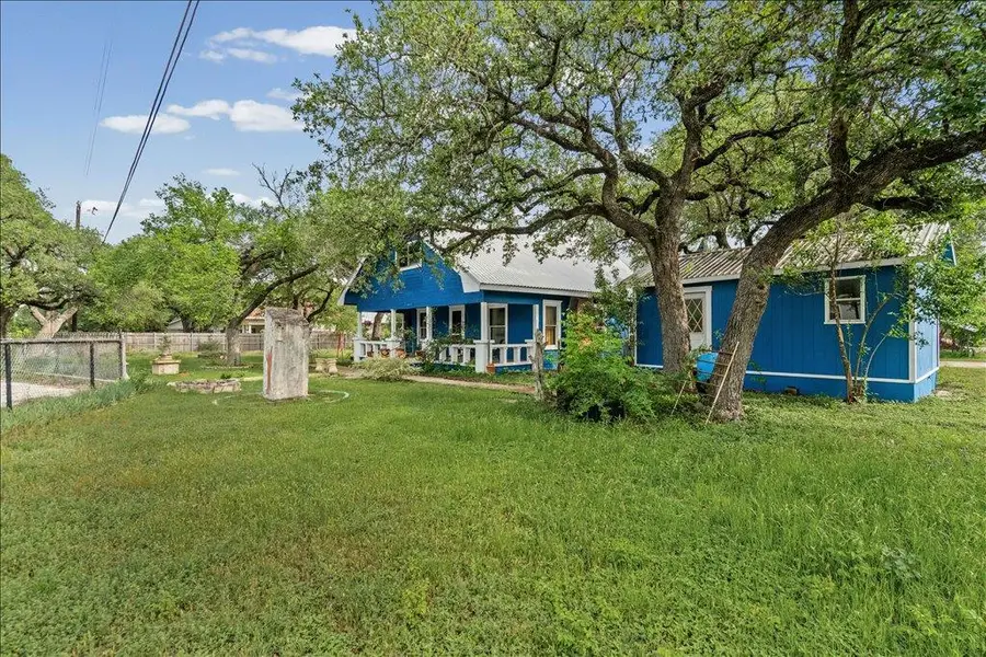 316 Mesquite St, Bertram, TX 78605 - #3
