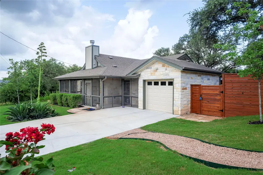 10500 W Lakeview Dr, Jonestown, TX 78645 - #3
