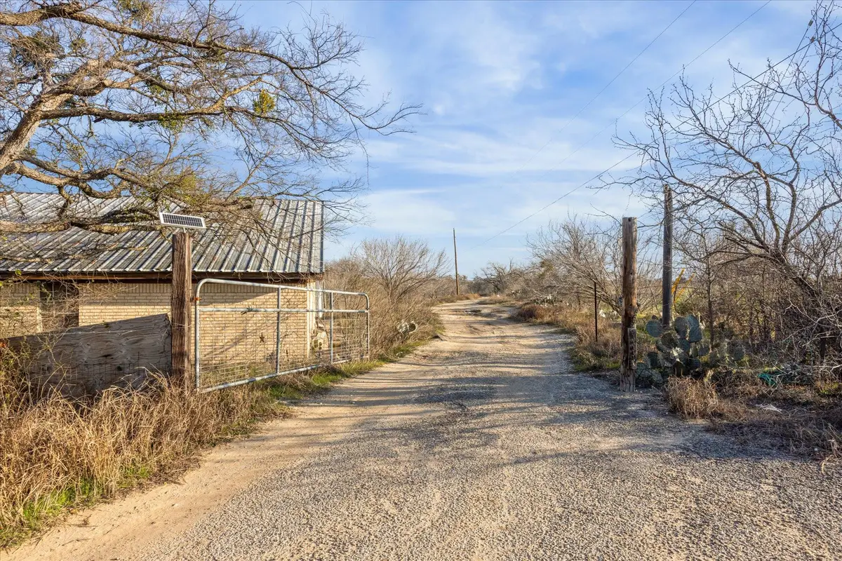 4975 E Highway 71 Highway E, Del Valle, TX 78617 - Image #1