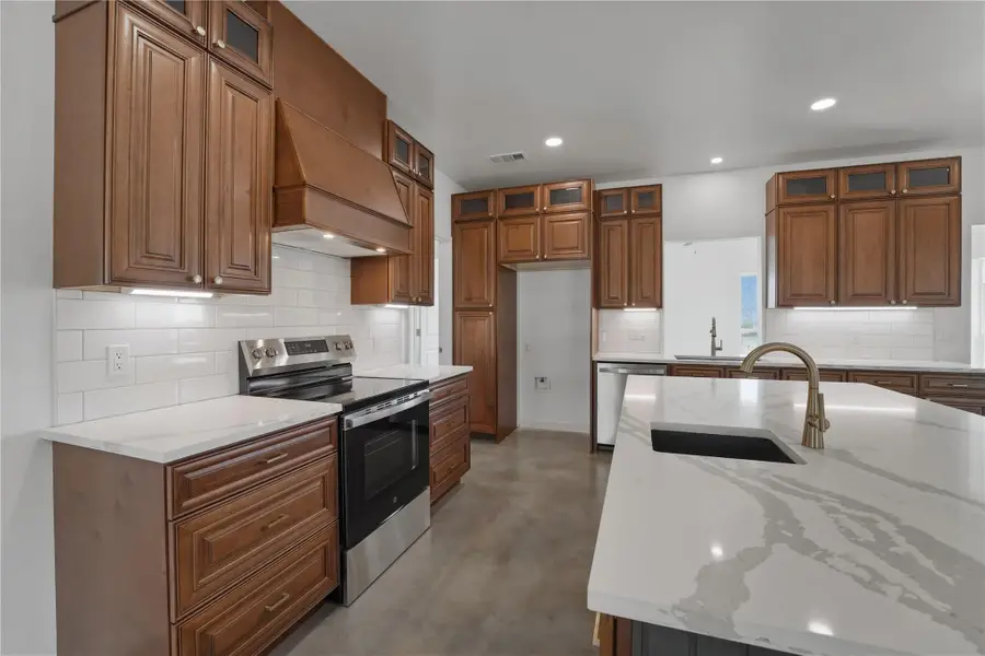 9345 Hajovsky Rd, La Grange, TX 78945 - #3