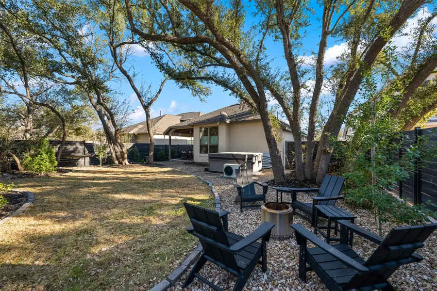 418 Raleigh Dr, Georgetown, TX 78633 - Image #3