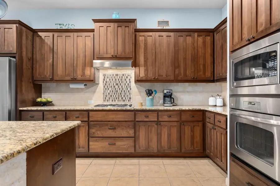 301 Grafton Ln, Austin, TX 78737 - #2