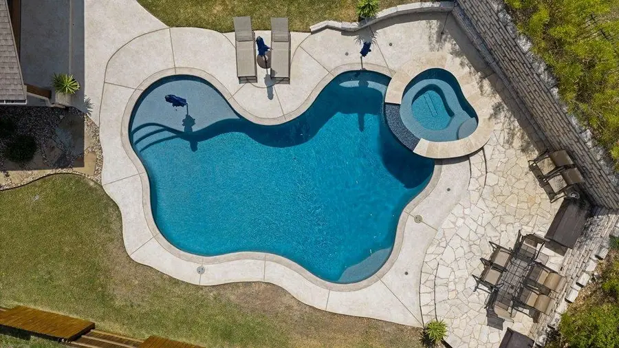 12333 Labrador Bay Ct, Austin, TX 78732 - #2