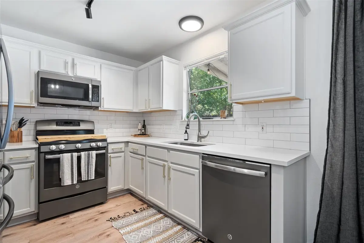 109 Wisteria Dr, Georgetown, TX 78626 - #1