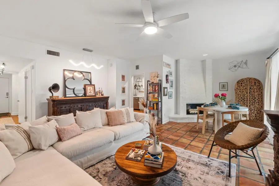 606 W Lynn St #13, Austin, TX 78703 - #2