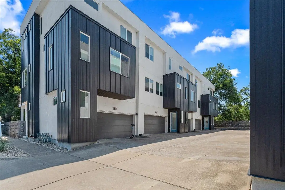 1801 E 2nd St #8, Austin, TX 78702 - #1
