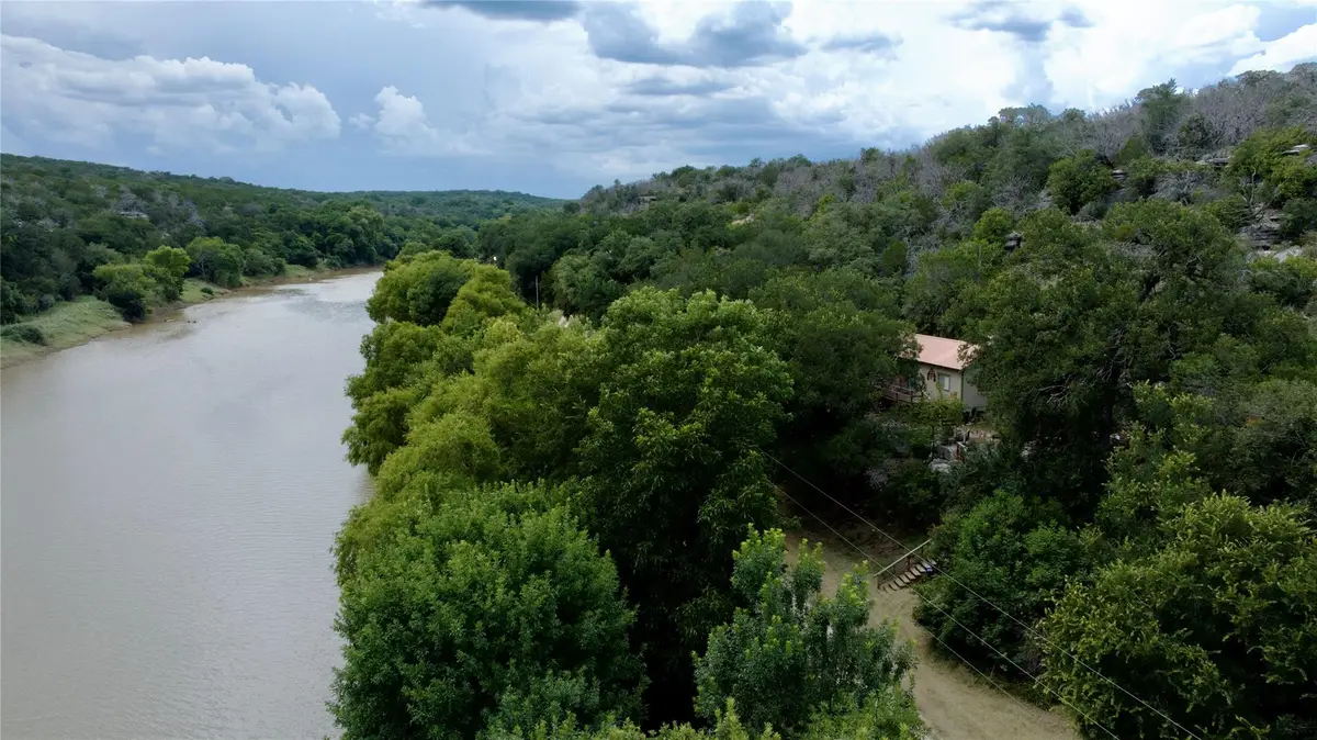 2212 N River Rd, Lampasas, TX 76550 - #1